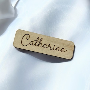 Bruiloftsbadge met magneet Gepersonaliseerde houten naamplaatje Gegraveerde naambadge Bedrijfsnaamplaatje magnetische ID-badge houtgegraveerde badgehaspel