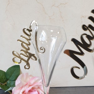 Decoração de casamento Nomes cortados a laser com decoração Decoração de vidro personalizada Pingente de vinho personalizado Pingentes de vinho para casamento Pingentes de vinho dourados Pingentes de taças de vinho