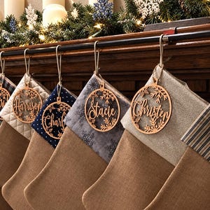 Adorno navideño de madera cortado con láser personalizado, decoración de bola personalizada