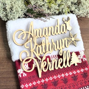 Tarjetas de lugar de Navidad de madera Tarjetas de lugar de reno Etiquetas de regalo de Feliz Navidad Etiquetas de Navidad personalizadas con decoraciones, Pata de madera