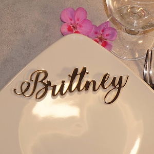 80 GOLD MIRROR  Laser cut names Wedding Place Cards Gold Mirror Plate Names Acrylic Wedding Place Card Wedding Decor Table Place