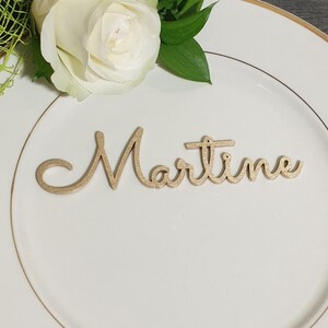 Cartes de lieu de mariage en bois Signes de noms découpés au laser Placer des cartes de lieu de mariage