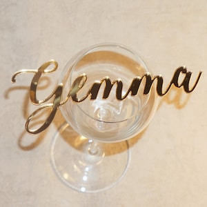 Romantische bruiloft plaatskaarten Gouden acryl naamkaarten Gouden spiegel plaatskaarten Acryl lasergesneden plaatskaarten naamkaarten bruiloft acryl tafel