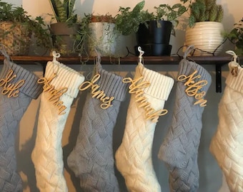 Labels voor houten kerstsokken Gepersonaliseerde labels voor kerstsokken Kerstcadeaulabels met een lusje Kerstcadeaulabels Naam Ornamentlabels