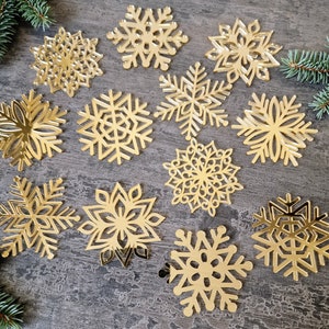 12 Style MIX Christmas snowflake, set of 12 Snowflake in 3 inches or 4 inches GOLD MIRROR Snowflake Shiny Christmas Ornaments
