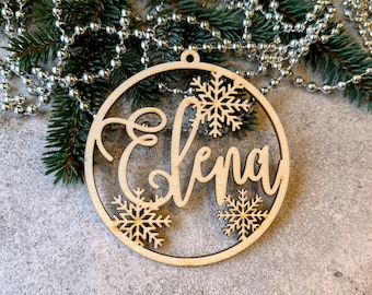 Palline di Natale personalizzate, decorazioni per alberi di Natale, ornamenti personalizzati con nomi tagliati al laser, etichette regalo di Natale personalizzate con anno e nome.