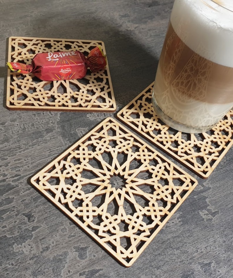 Wooden Coaster Ramadan Kareem Set of 6 main image 1