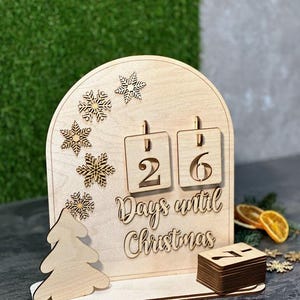 Wooden Christmas Advent Calendar: Personalized Family Countdown Decor