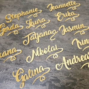 Nomi tagliati al laser con decorazione Decorazione in vetro personalizzata Ciondolo per vino personalizzato Ciondoli per vino da matrimonio Ciondoli per vino in oro Ciondoli per calici da vino personalizzati