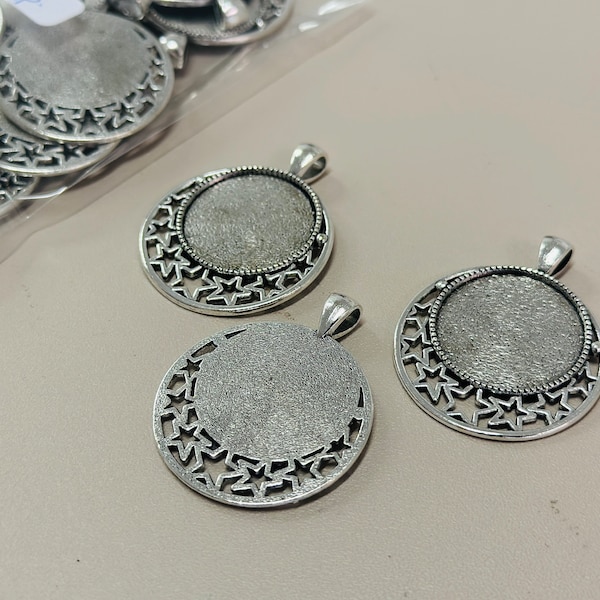 lot de 20 Supports pendentif de cabochon plat rond couleur argent 25 mm avec petites étoiles