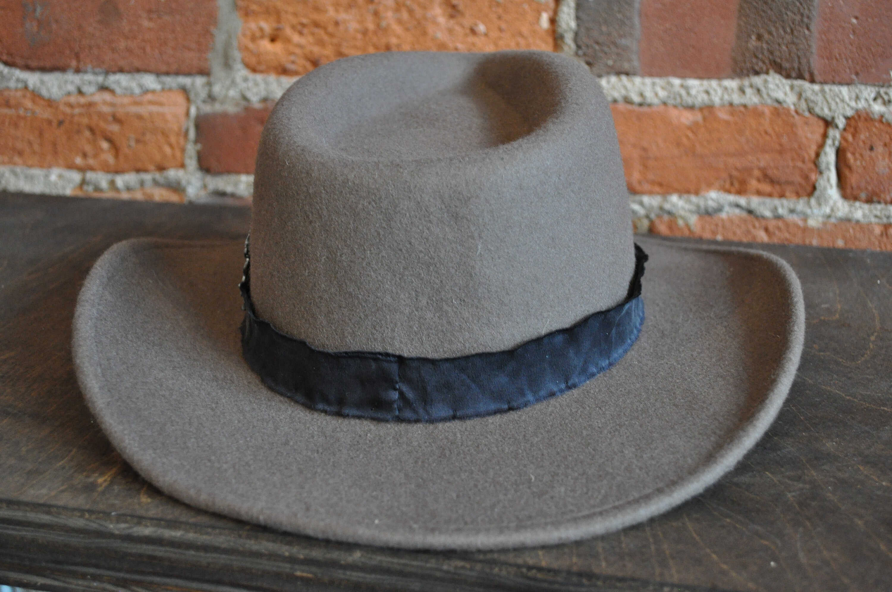 Western/Rocker Cowboy Hat Wool Tan Distressed Plasma Cut Metal ...