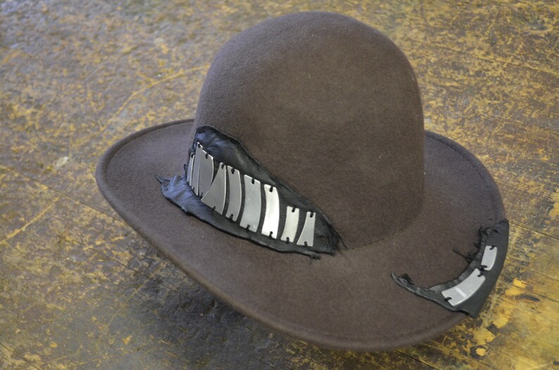 Western Cowboy Hat Round Top Wool Brown Metal Aluminum Geometric