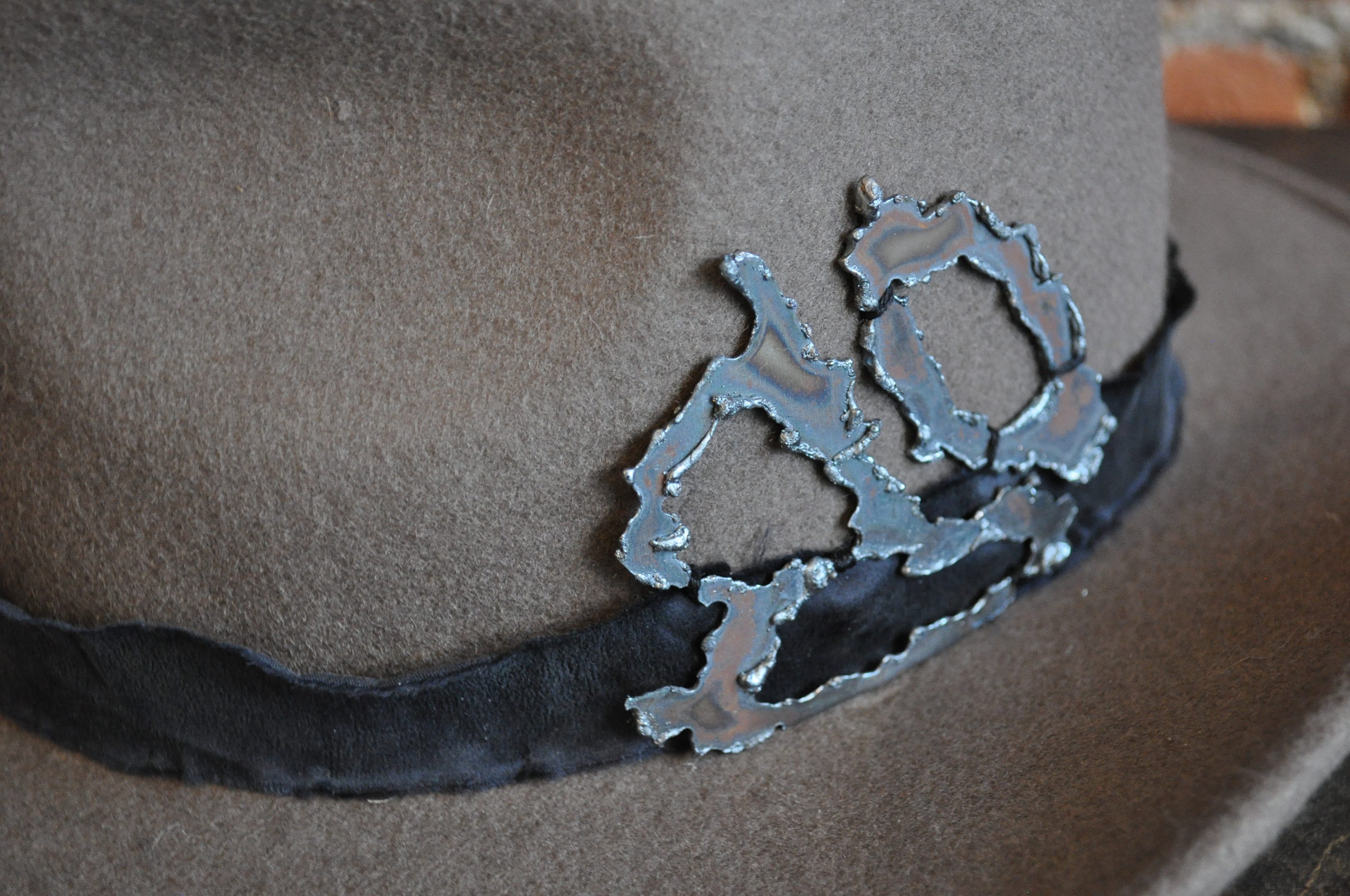 Western/Rocker Cowboy Hat Wool Tan Distressed Plasma Cut Metal ...