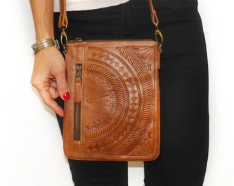 Leather Messenger Bag, Leather Crossbody Bag, Tan Leather Bag, Gifts for her, Leather Purse, Tooled Leather Bag