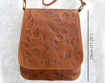 Stylish Leather Crossbody Organizer - Distressed Brown Messenger Bag