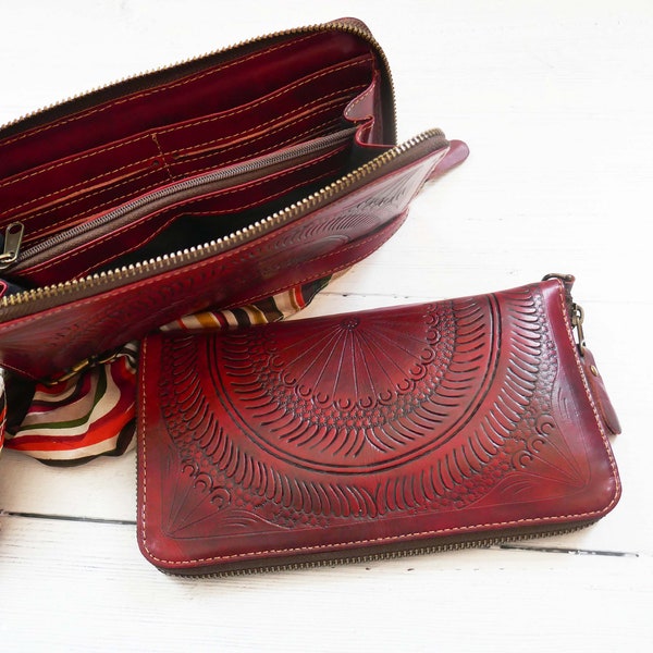 Zip Around Wallet | Wristlet wallet  | Women's clutch | Gifts for her | Leather Wallet Women  | gifts for her