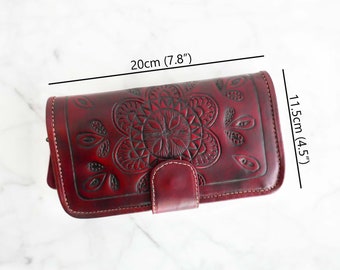 Cartera plegable de piel repujada a mano: Bolso de mujer de piel de vaca