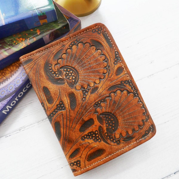 Leather Passport Holder, Leather Passport Cover, Passport Case, Passport wallet ,Hand tooled Passport Cover, Passport Gift