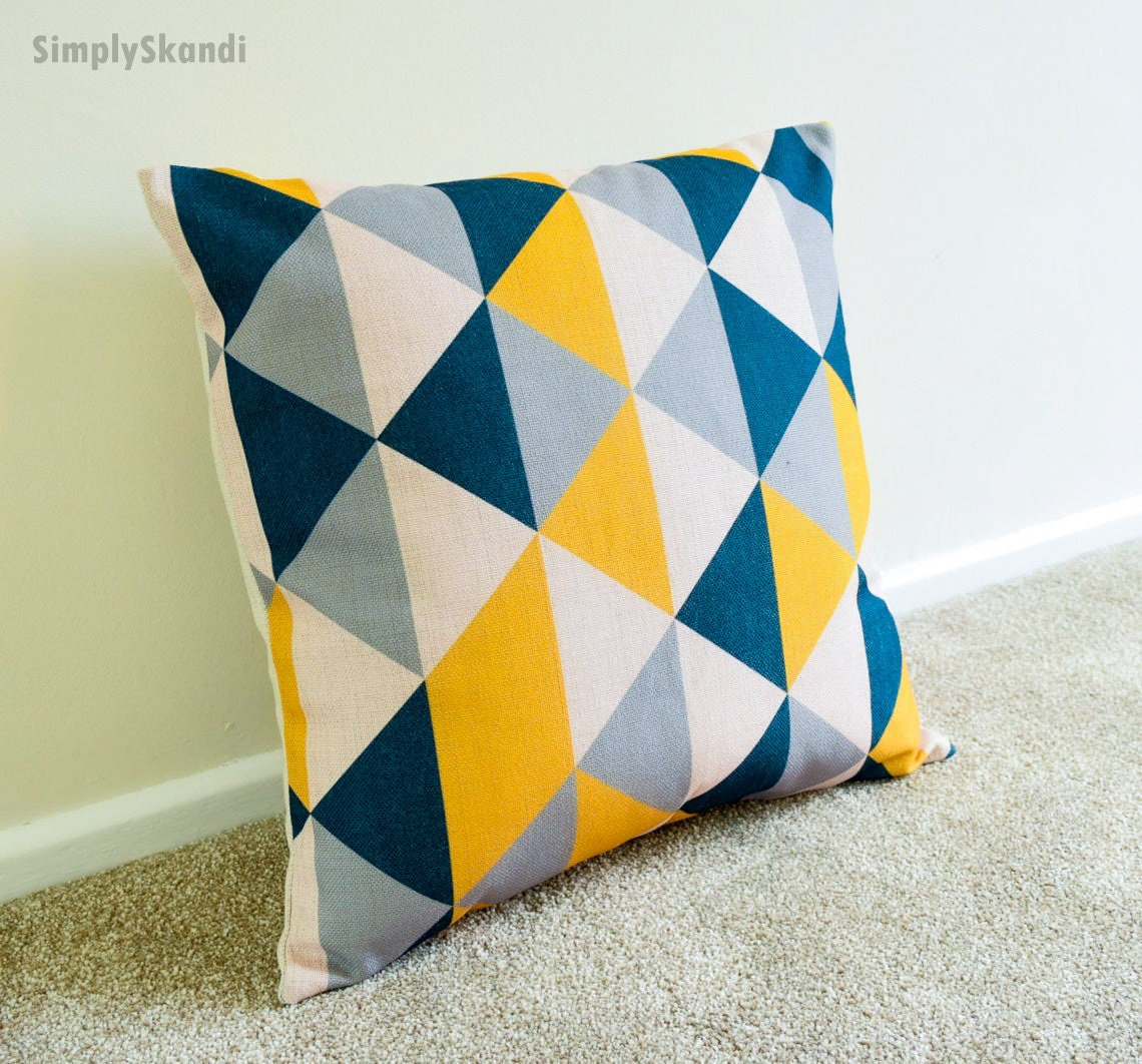 Yellow/Dark Blue/Grey Triangle Geometric/Scandinavian Cotton Linen Cu…