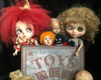 handmade OOAK wooden ‘toy box’ display/photo prop/accessory for 12" blythe dolls and similar (no dolls)