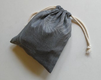 Draw String Pouch bag storage organizer, natural linen/leaf.