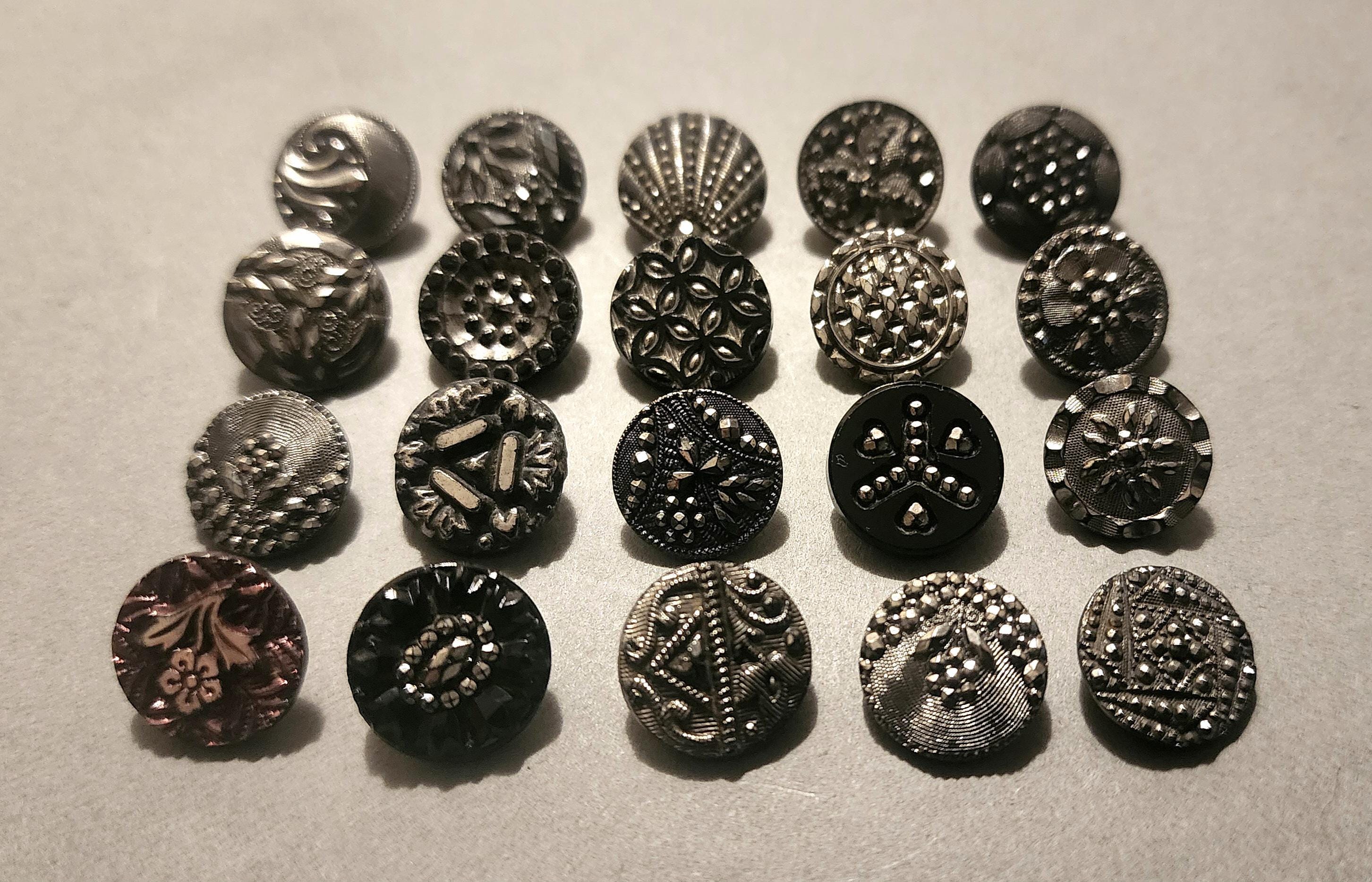 Lot 20 Small 0.5" Antique Black & Silver Luster Lacy Glass Charm String ...