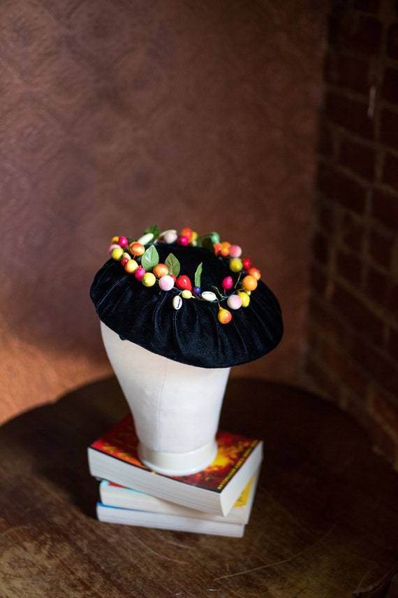 Viola- Vintage Velvet Fascinator