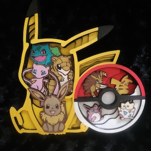 Pik chu et ses amis - Bois découpé au laser, Pok mon, Pok ball, cadeaux, décoration pour enfants, cadeau d&#39;anniversaire, pendaison de crémaillère, cadeau de Noël, joueur