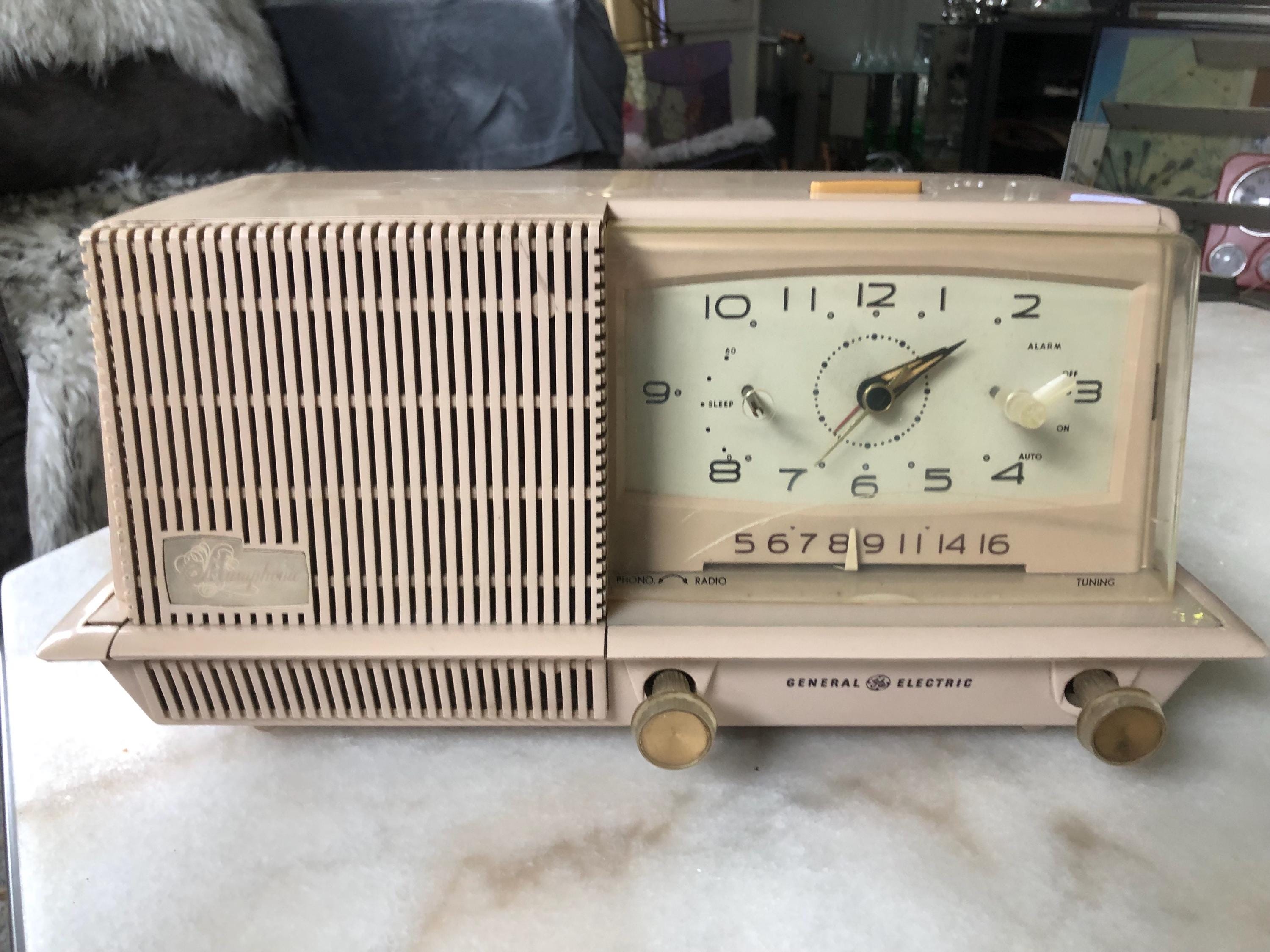 Amazon.com: GE FM/AM Electronic Digital Clock Radio 7-4612