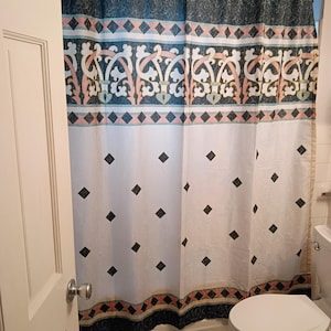Shower Curtain Andre Richard Abstract/Tribal/ Geometric Coral, Green, Gold, Beige Vintage 1990's EUC