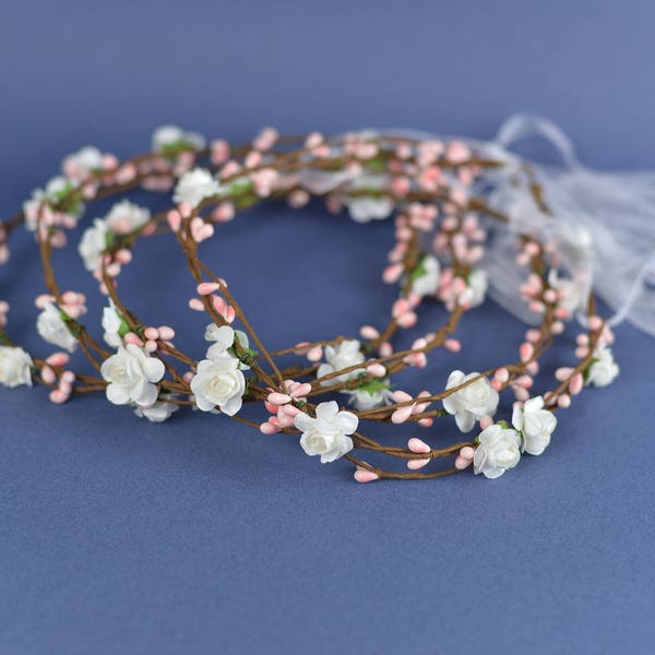 COURONNE de FLEURS et baies, couronne CHAMPETRE pour mariage, baptême ou baby shower, tiare faite à la main, rose ou bleue, accessoire boho