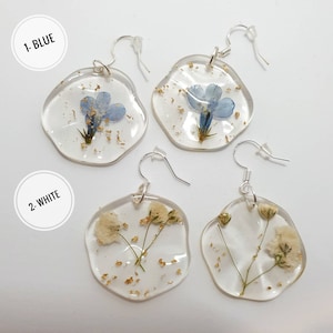 EARRINGS Resin and real FLOWERS, BLUE or White Flowers, each of the Earrings is Unique, for Pastoral Wedding or just a Floral Mind