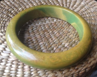 Bakelite Bangle, Fabulous End of Day Bracelet Perfect for Spring Circa 1920's, 1930's Simichrome Tested