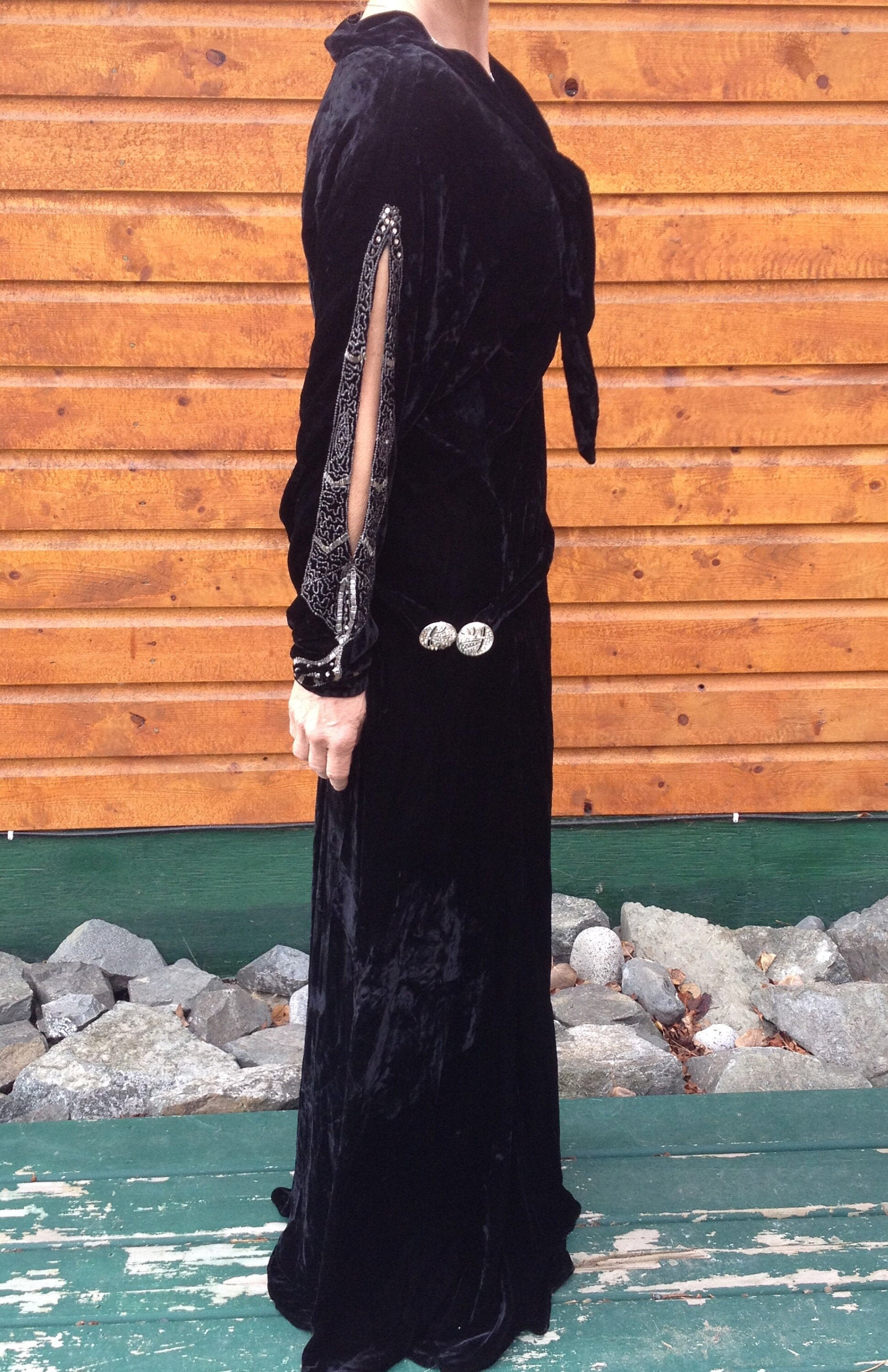 black art deco dress BABEYOND Round Beaded Neck 1920s Costumes, Retro Style Evening Gowns with Tassel, Black, Size 14