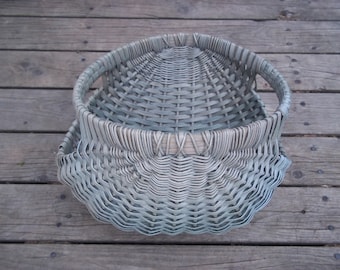 Split Ash Buttocks Basket Primitive American, Double Handled, Beautifully Hand Woven, Gorgeous Green Patina