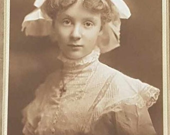 Antique, Edwardian Era Photograph, Young Woman Circa 1900's