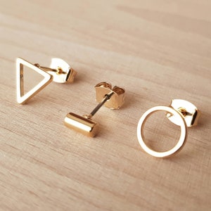 Mix golden stud earrings, geometric earrings