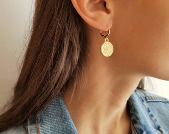 Small hoop earrings with oriental coin medal - women&#39;s jewelry gift