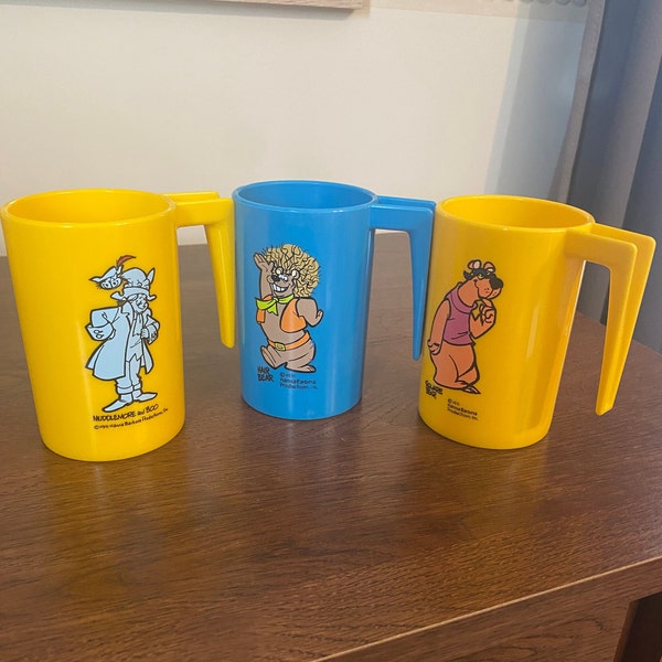 Hanna Barbera Vintage 1971 “Hair Bear Bunch” Mugs, Square Bear, Drink Glass With Handle, Funny Retro Gift For Mom Dad Friend Picture Cups