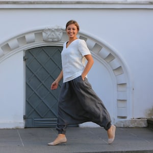 Leinenhose / Haremshose aus Leinen / Lockere Leinenhose / Leinenhose mit elastischem Bund und Tasche