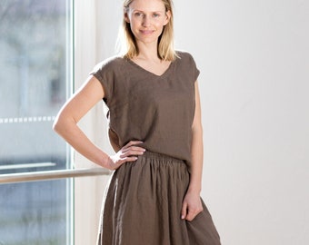 Midi linen skirt / Linen skirt with pockets / High waist linen skirt