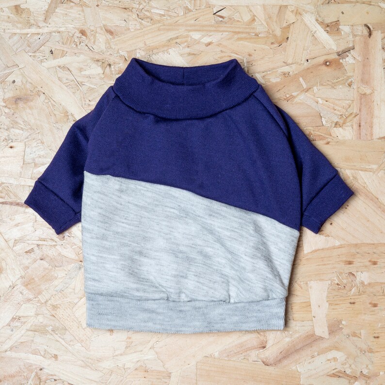 Pull pour chien / Pull pour chien Bloc de couleur Sweat-shirt doublé en polaire fait à la main pour chiens Violet / Gris coupé et cousu. Compatible avec les trépieds image 2