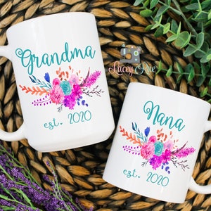 New Grandma Mug, Grandma est 2020 gift, Grandma baby announcement, personalized coffee mug, Grandma coffee cup
