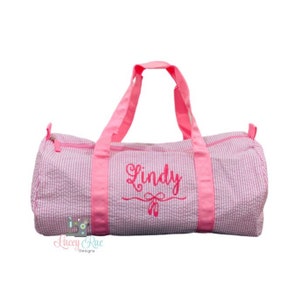 Seersucker Duffel Bag, Monogrammed Duffel Bag, Pink Seersucker Duffel, Navy Seerucker Duffel, personalized seersucker duffel, dance bag