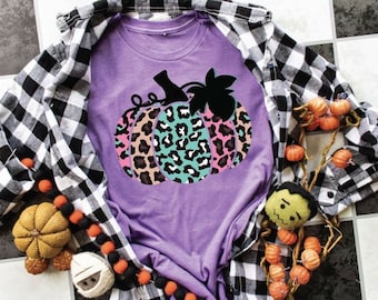 Fall Leopard Pumpkin Shirt, Ladies Fall shirt, Leopard Pumpkin shirt, Thanksgiving Shirt, Holiday shirt