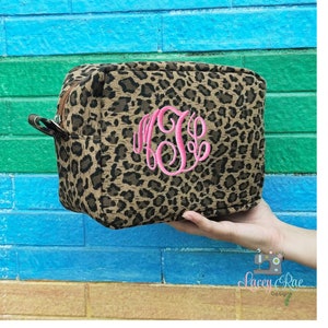 Monogrammed Leopard Cosmetic Bag, Personalized Makeup Bag for bridesmaid and Bride, Monogrammed Makeup Bag, Personalized Gift for Women