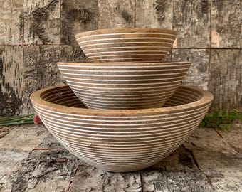 Mango wood serving bowls, snack dishes, fruit bowls