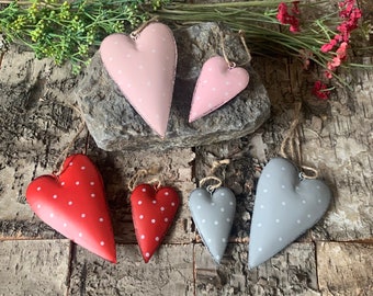 Hanging Metal Heart (polka dots)