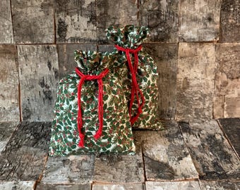 Drawstring Cotton Gift Bag, Holly design
