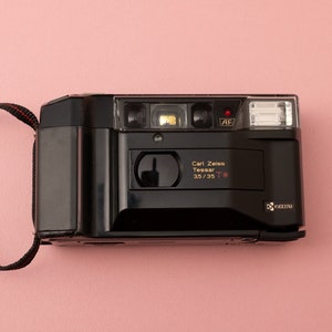 Yashica T2 Kompaktfilmkamera
